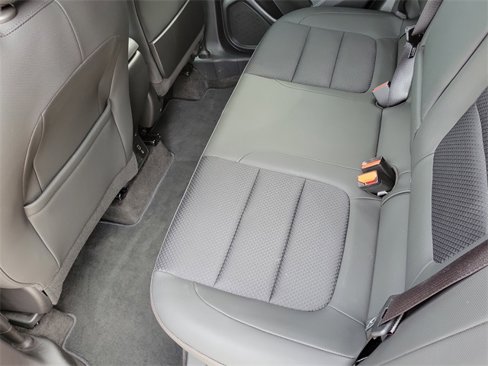 Used 2022 Chevrolet TrailBlazer RS w/ Convenience Package image 12