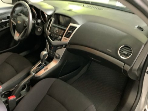 Used 2014 Chevrolet Cruze LT image 33