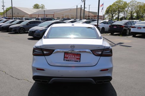 Used 2023 Nissan Maxima SV w/ Floor Mat Group image 4