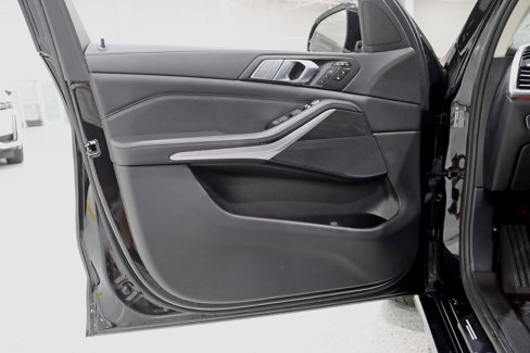 Used 2022 BMW X7 xDrive40i w/ Executive Package image 42