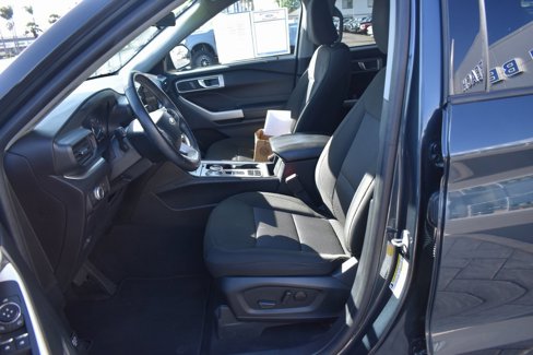 Used 2022 Ford Explorer XLT image 15