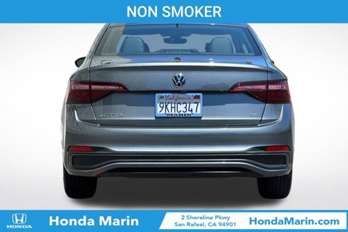 Used 2024 Volkswagen Jetta SE image 6