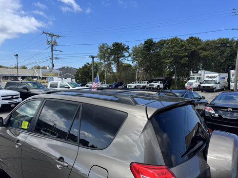 Used 2011 Toyota RAV4 Limited image 8