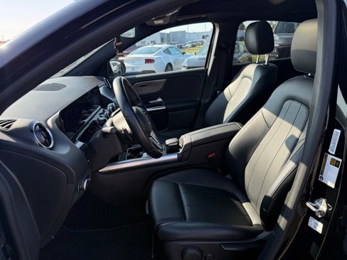 Used 2022 Mercedes-Benz GLA 250 4MATIC image 5