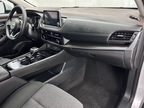 Used 2023 Nissan Rogue SV image 22