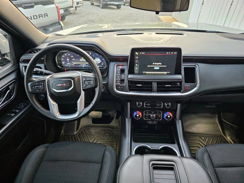 Used 2024 GMC Yukon SLE image 10