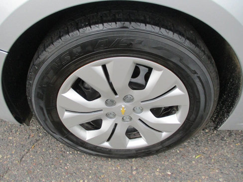 Used 2014 Chevrolet Cruze LT image 37