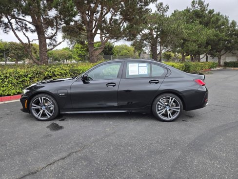 Used 2023 BMW 330e w/ Driving Assistance Package image 7