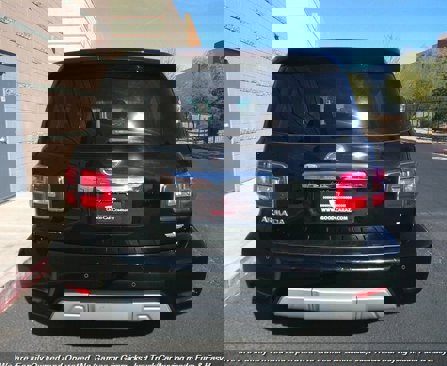 Used 2017 Nissan Armada SV image 4