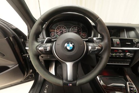 Used 2018 BMW X4 M40i image 44