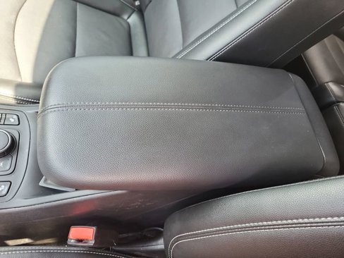 Used 2024 GMC Terrain SLT w/ Infotainment Package II image 20