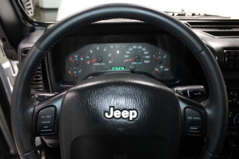 Used 2005 Jeep Wrangler Rubicon w/ Security Group image 21