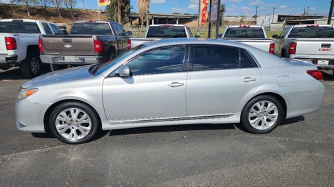 Used 2011 Toyota Avalon image 4