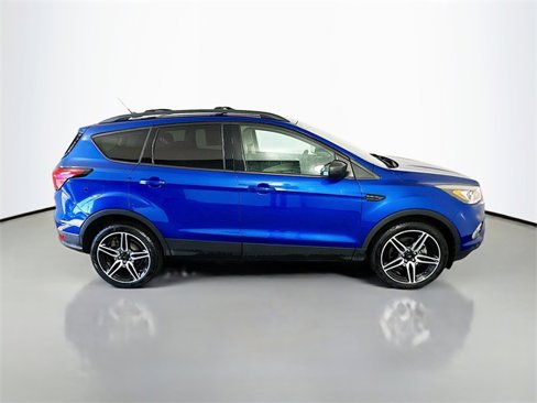 Used 2019 Ford Escape SEL image 8