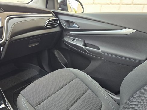 Used 2023 Chevrolet Bolt EUV LT w/ Redline Edition image 30