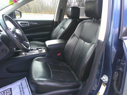 Used 2013 Nissan Pathfinder Platinum w/ Platinum Premium Pkg image 10