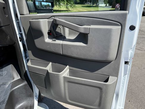 Used 2023 GMC Savana 2500 w/ Driver Convenience Package image 26