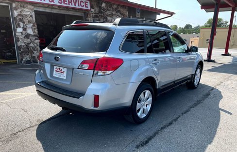 Used 2012 Subaru Outback 2.5i Limited image 7