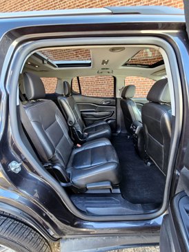 Used 2017 GMC Acadia SLT image 11