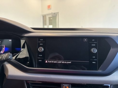 Used 2023 Volkswagen Taos SE image 23