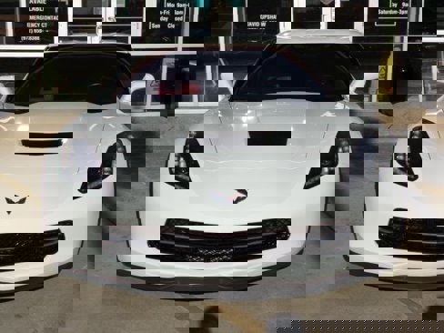 Used 2018 Chevrolet Corvette Stingray Coupe w/ Z51 1LT image 2