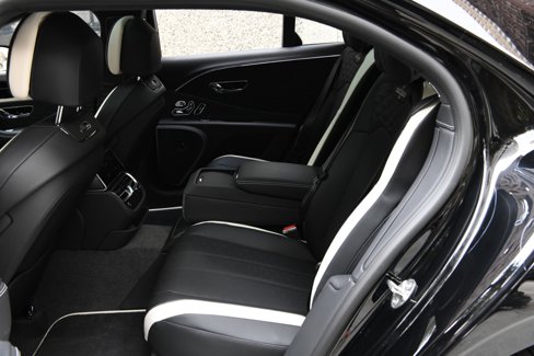 New 2025 Bentley Flying Spur Plug-In Hybrid image 10