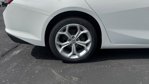 Used 2022 Chevrolet Malibu LT image 30