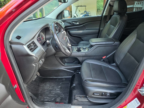 Used 2020 GMC Acadia SLT w/ LPO, Floor Liner Package image 11