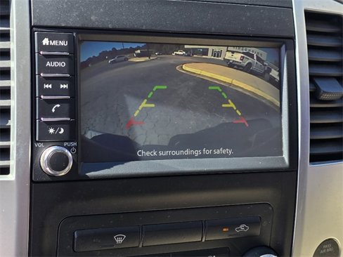 Used 2019 Nissan Frontier SV image 5