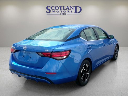 Used 2024 Nissan Sentra SV image 6