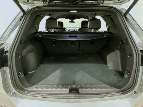 Used 2024 Chevrolet Equinox RS w/ RS Leather Package image 27