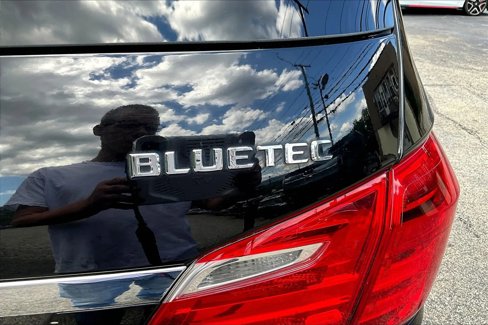 Used 2015 Mercedes-Benz GL 320 BlueTEC 4MATIC image 8