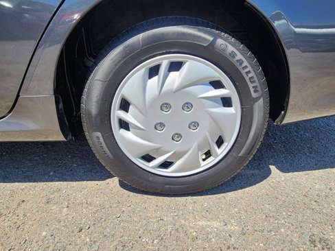 Used 2013 Toyota Corolla L image 26