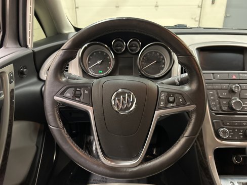 Used 2014 Buick Verano image 17