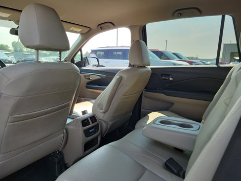 Used 2017 Honda Pilot EX image 14