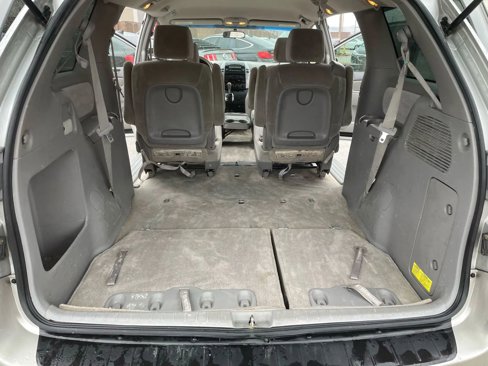 Used 2006 Toyota Sienna CE image 17