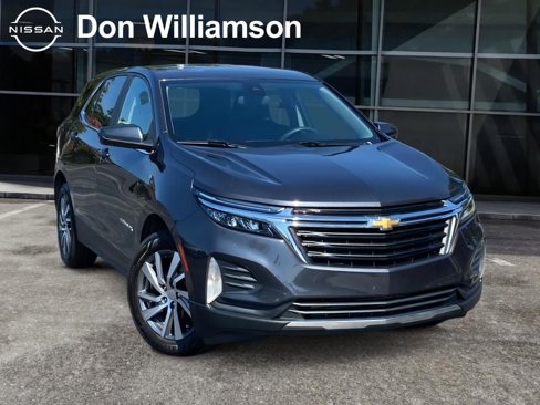 Used 2023 Chevrolet Equinox LT image 1