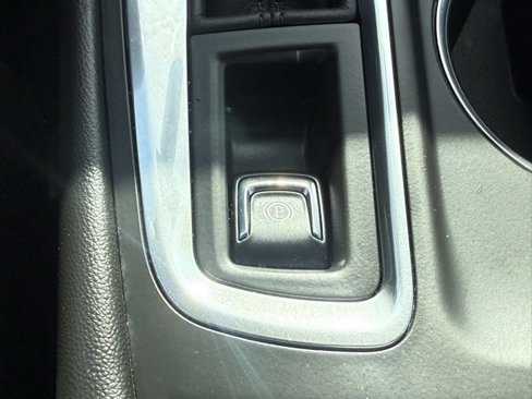 Used 2019 Chevrolet Equinox LT image 30