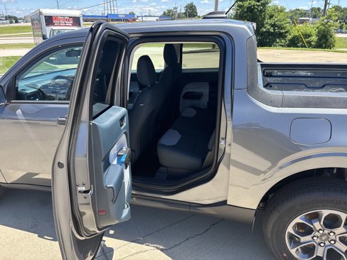 New 2025 Ford Maverick XLT w/ XLT Luxury Package image 19