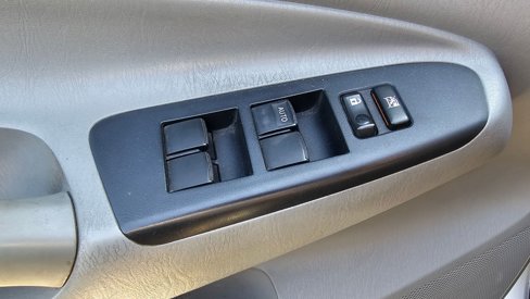 Used 2012 Toyota Tacoma PreRunner image 27