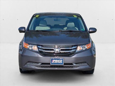 Used 2016 Honda Odyssey SE image 2
