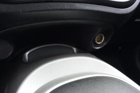 Used 2014 Nissan Juke S image 21