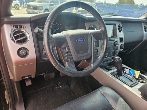 Used 2017 Ford Expedition XLT w/ Equipment Group 202A image 10