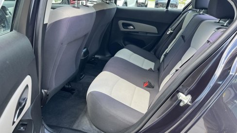 Used 2014 Chevrolet Cruze LS image 21