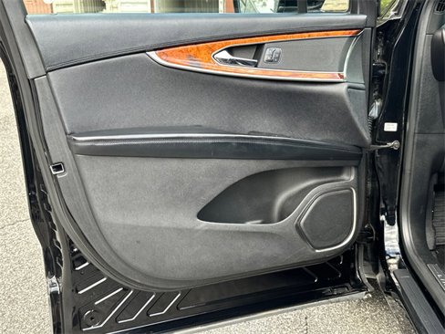 Used 2018 Lincoln MKX Reserve image 10