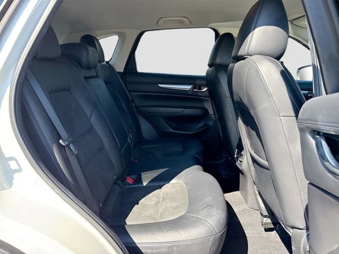 Used 2021 MAZDA CX-5 Touring image 31