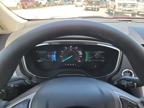 Certified 2020 Ford Fusion SE image 15