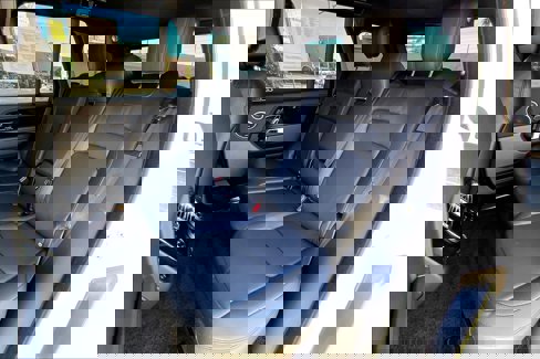 Used 2020 Land Rover Range Rover HSE image 19
