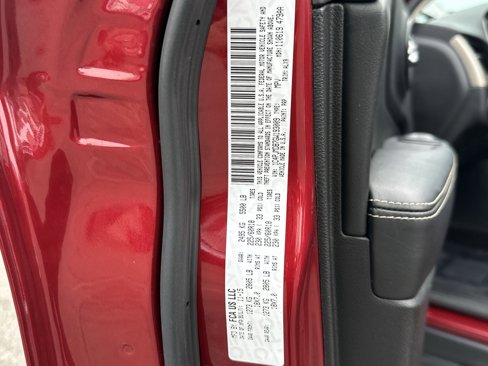 Used 2016 Jeep Cherokee Limited image 29