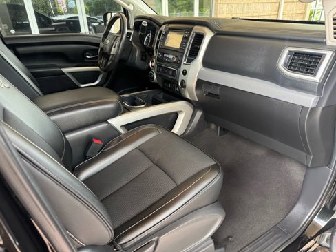 Used 2017 Nissan Titan PRO-4X image 25